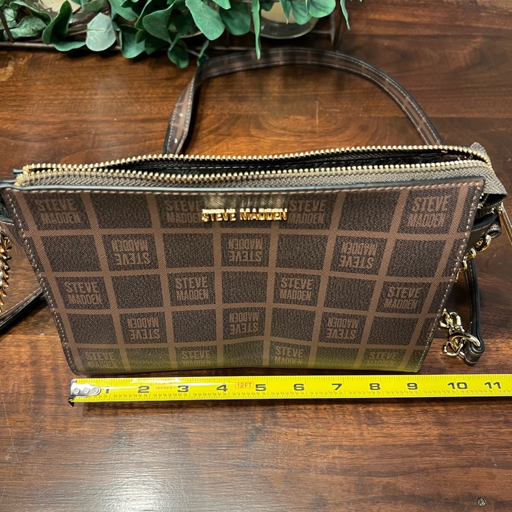 Steve Madden crossbody bag
